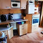 Mit Mediterraner Terrasse