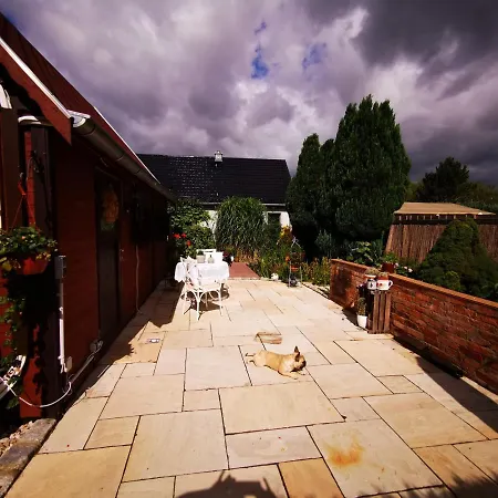 Casa de Férias Mit Mediterraner Terrasse Müllrose