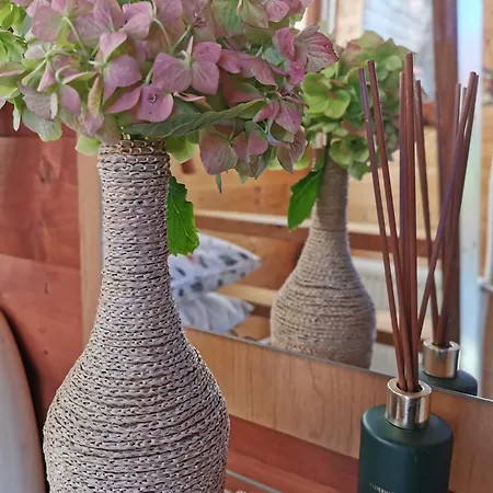 Mit Mediterraner Terrasse