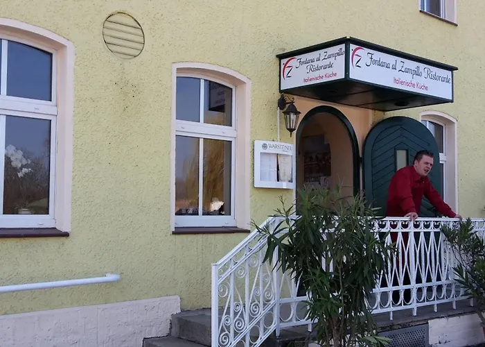 Mit Mediterraner Terrasse